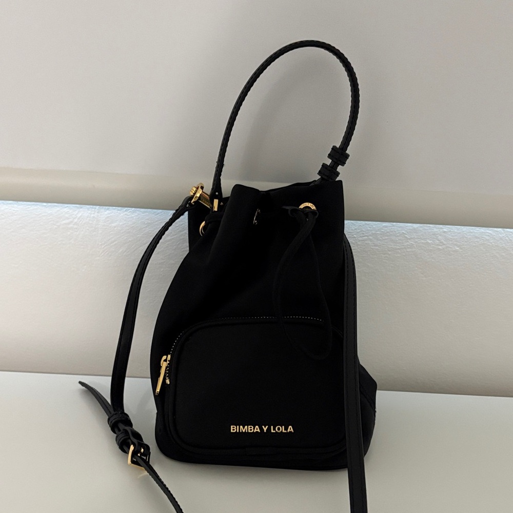 BIMBA Y LOLA Black Bucket Bag